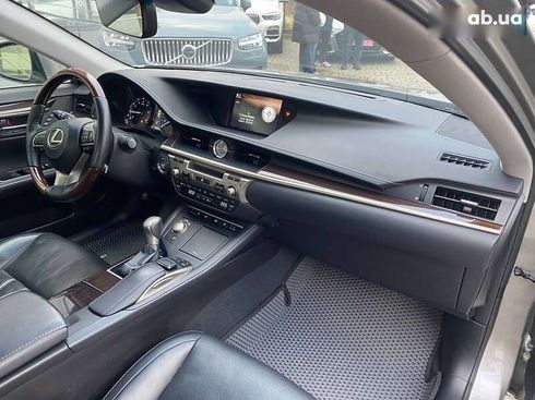 Lexus ES 2017 - фото 9
