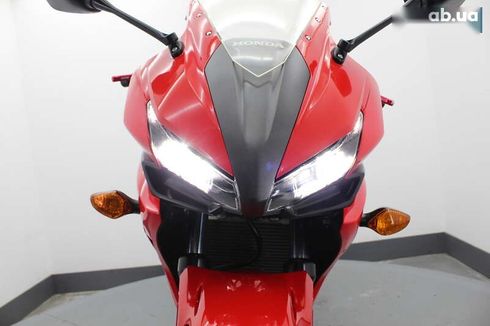 Honda CBR 400R 2016 - фото 17