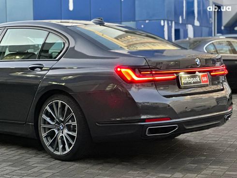 BMW 7 серия 2019 синий - фото 11