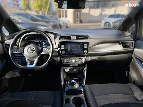 Nissan Leaf 2019 - фото 18