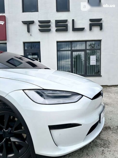 Tesla Model X 2021 - фото 6