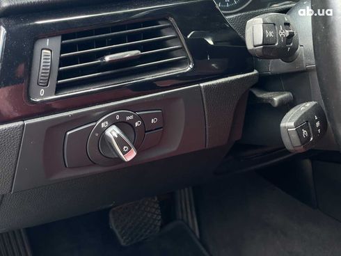 BMW 3 серия 2010 белый - фото 34