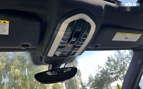Porsche Cayenne 2011 - фото 16