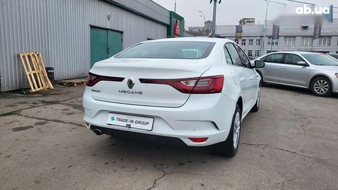 Renault Megane 2020 - фото 17