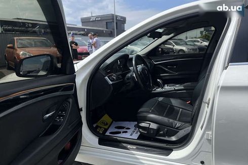 BMW 5 серия 2011 - фото 17