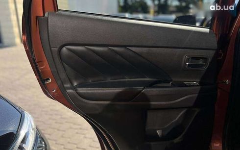 Mitsubishi Outlander 2015 - фото 22