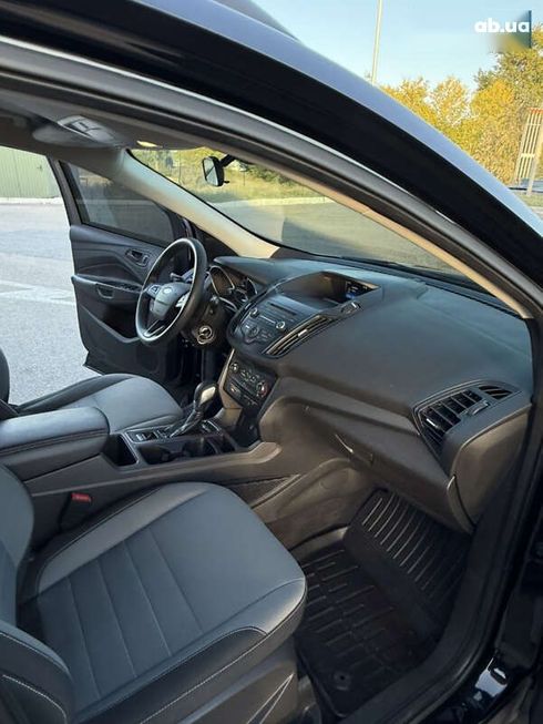 Ford Escape 2016 - фото 16