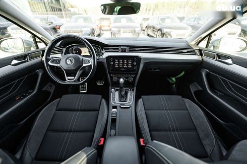 Volkswagen passat alltrack 2020 - фото 26