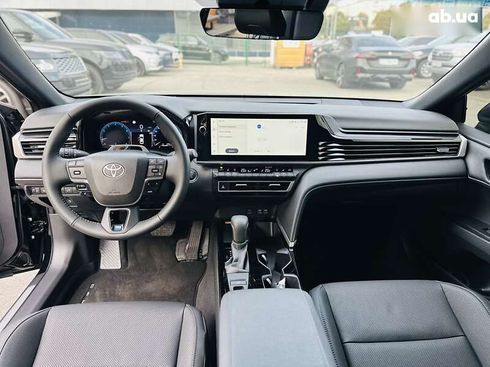 Toyota Camry 2025 - фото 24