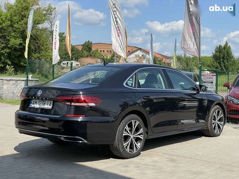 Volkswagen Passat 2021 - фото 13