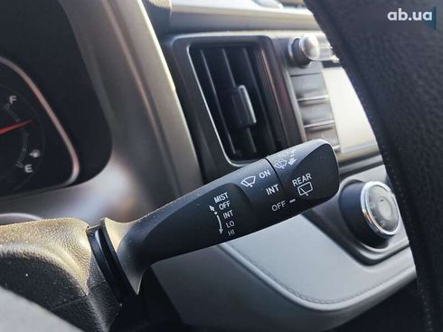 Toyota RAV4 2015 - фото 25