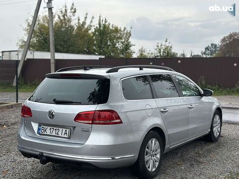 Volkswagen Passat 2014 - фото 17