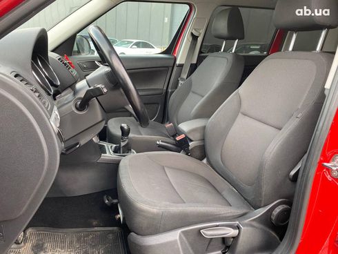 Skoda Yeti 2014 красный - фото 12