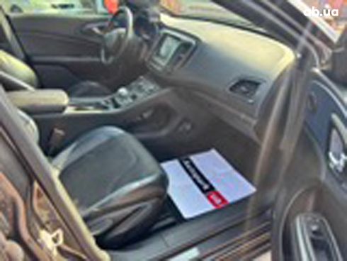 Chrysler 200 2015 серый - фото 16