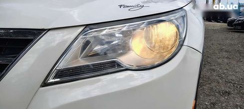 Volkswagen Tiguan 2010 - фото 14