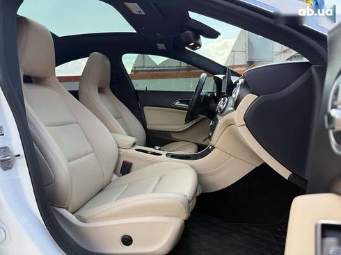 Mercedes-Benz CLA-Класс 2018 - фото 11