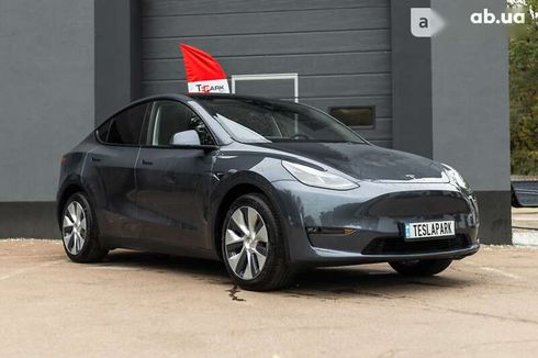 Tesla Model Y 2023 - фото 10