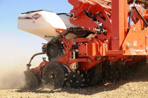 Kuhn Kosma M 8R 2025 - фото 3