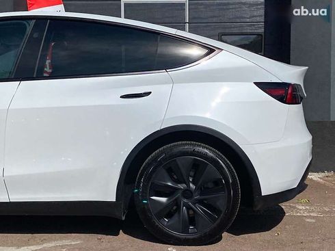 Tesla Model Y 2024 - фото 7