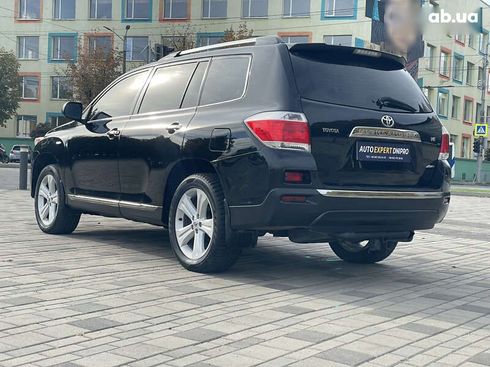 Toyota Highlander 2013 - фото 13