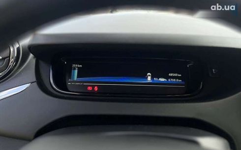 Renault Zoe 2017 - фото 13