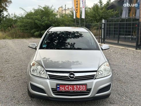 Opel Astra 2008 - фото 24