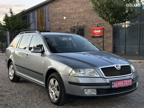 Skoda Octavia 2004 - фото 3