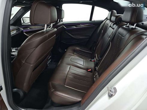 BMW 5 серия 2018 - фото 11