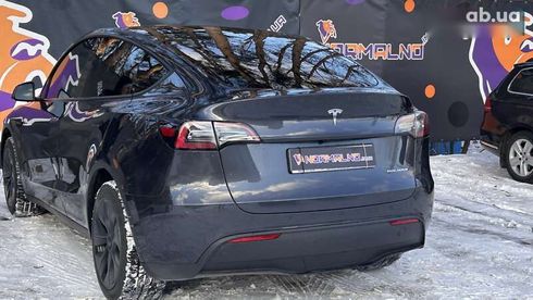 Tesla Model Y 2024 - фото 17