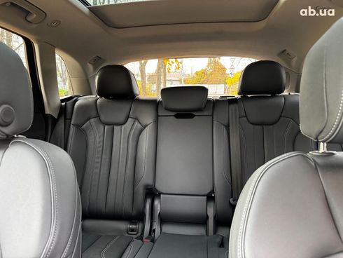 Audi Q5 2024 серый - фото 29