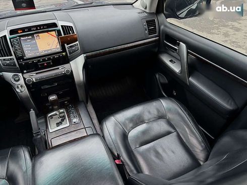 Toyota Land Cruiser 2013 - фото 27