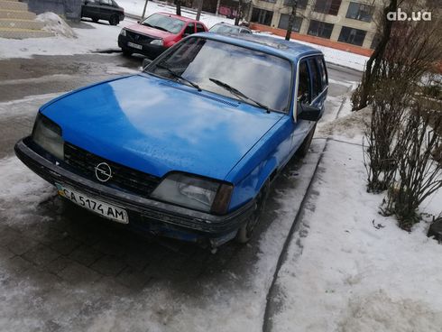 Opel Rekord 1985 синий - фото 14