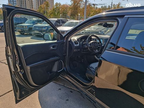 Jeep Compass 2017 черный - фото 41