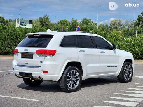 Jeep Grand Cherokee 2017 - фото 10