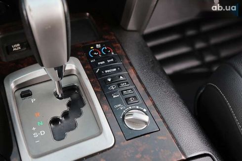 Toyota Land Cruiser 2012 - фото 22