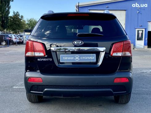 Kia Sorento 2010 черный - фото 6