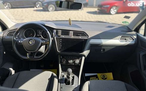 Volkswagen Tiguan 2018 - фото 25