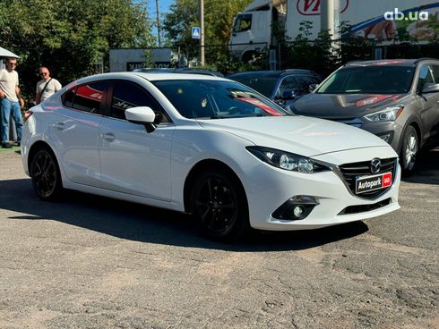 Mazda 3 2014 белый - фото 6