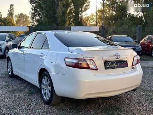 Toyota Camry 2008 - фото 7