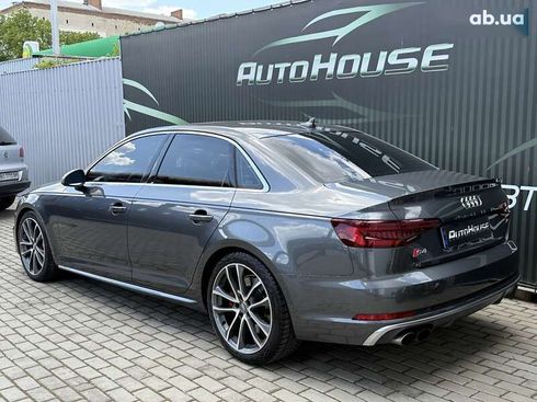 Audi S4 2017 - фото 15