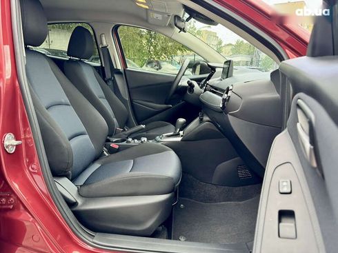 Toyota Yaris 2019 - фото 3