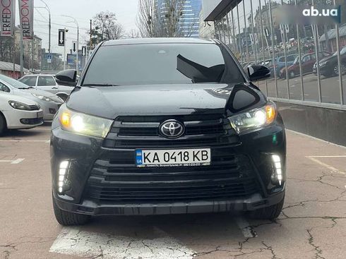 Toyota Highlander 2018 - фото 3