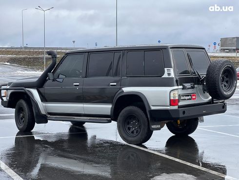 Nissan Patrol 1996 черный - фото 26