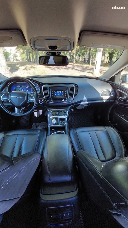 Chrysler 200 2015 серый - фото 2