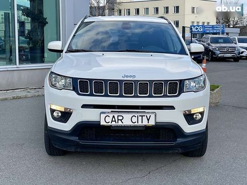 Jeep Compass 2017 - фото 2