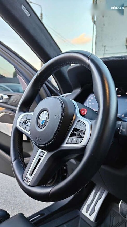 BMW X5 M 2022 - фото 18