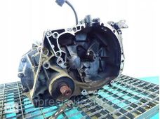 Запчасти на Легковые авто Volvo в Украине - купить на Автобазаре