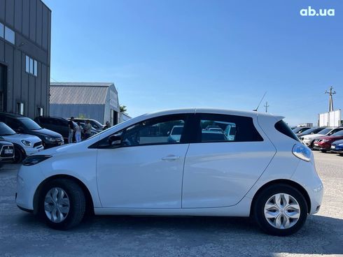 Renault Zoe 2014 белый - фото 6