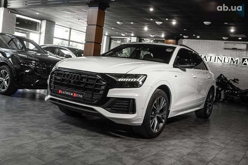 Audi Q8 2023 - фото 5