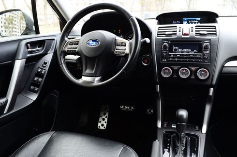 Subaru Forester 2013 белый - фото 20